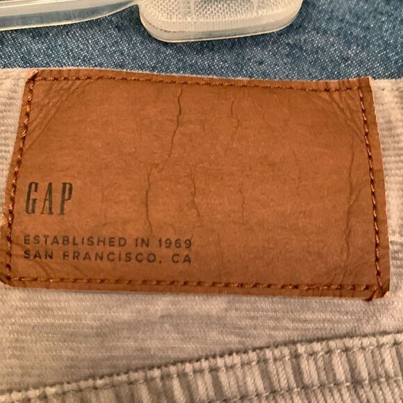 Gap jeans 28x28 - Picture 3 of 4
